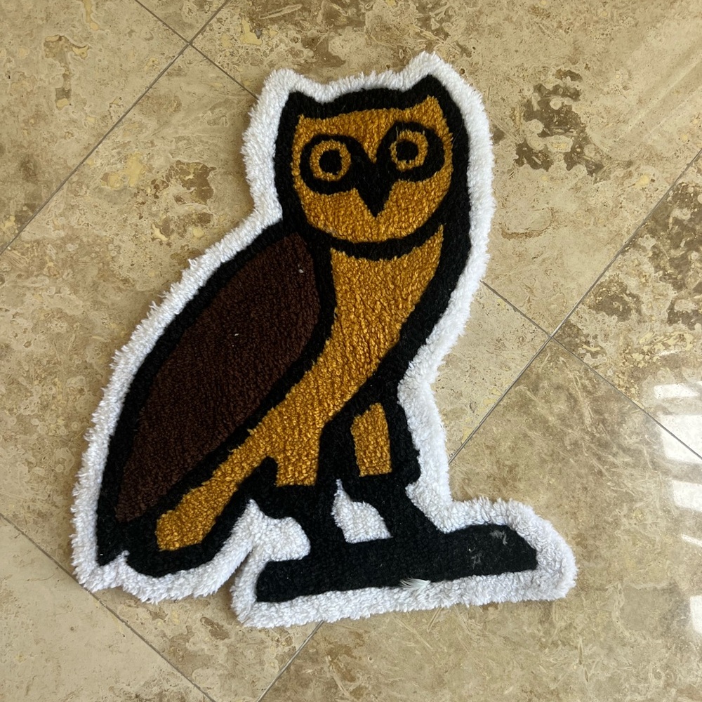 Custom made Drake rug OVO